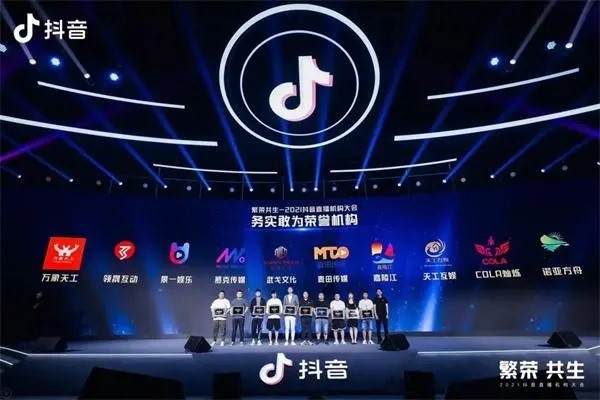 交友群的引流技巧